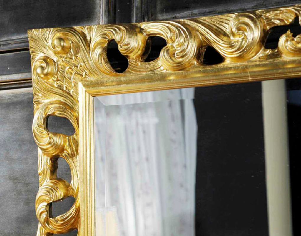 Barockspiegel Modell Malaga, Blattgold, rechteckig, Herstellung: ASR-Rahmendesign Material: Holz, Wandspiegel, Ansicht Innenbereich, Eckausschnitt
