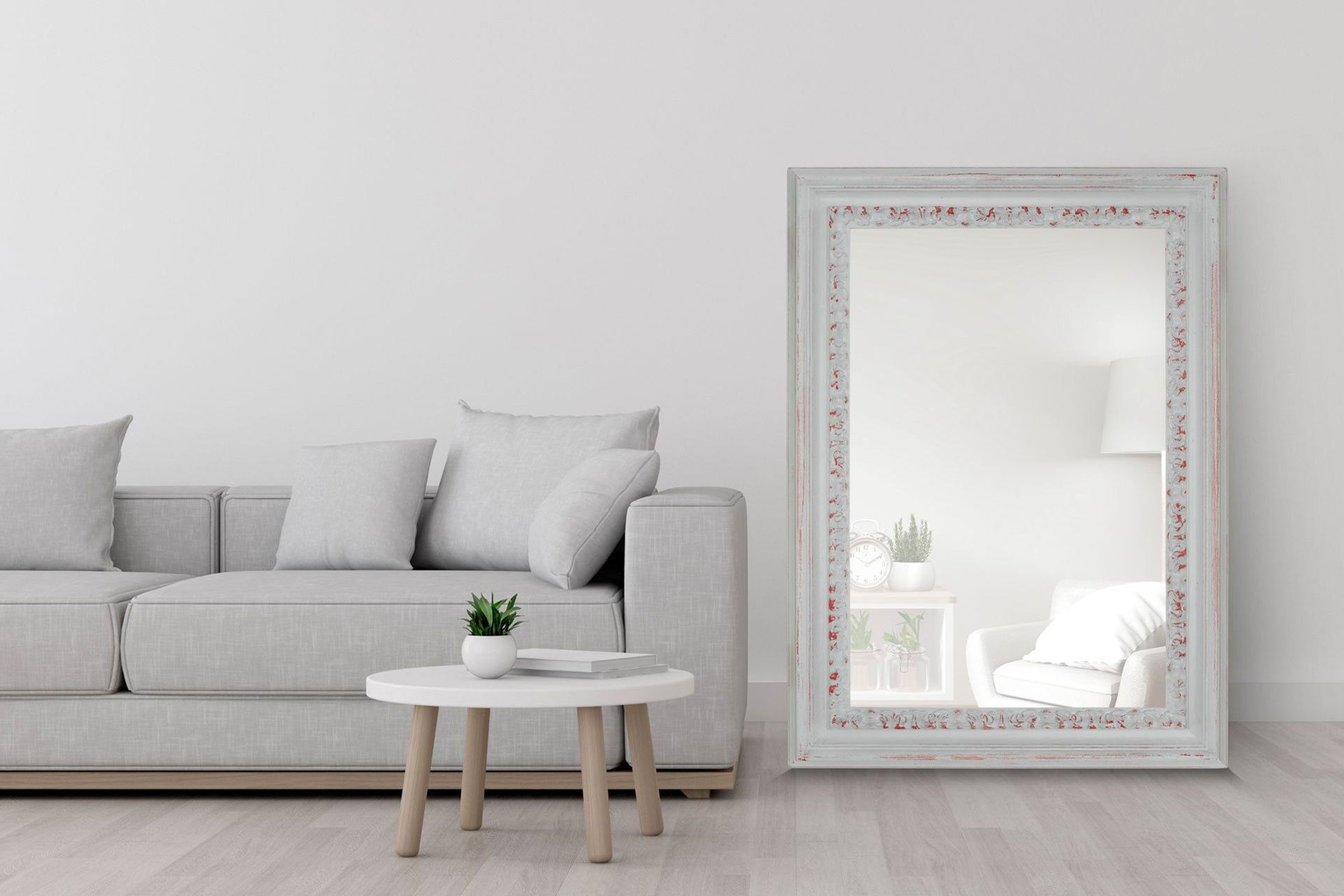 Wandspiegel Modell Moira, Shabby-Chic, rechteckig, Finishing: Gold/Weiß, modern. Ansicht am boden stehend